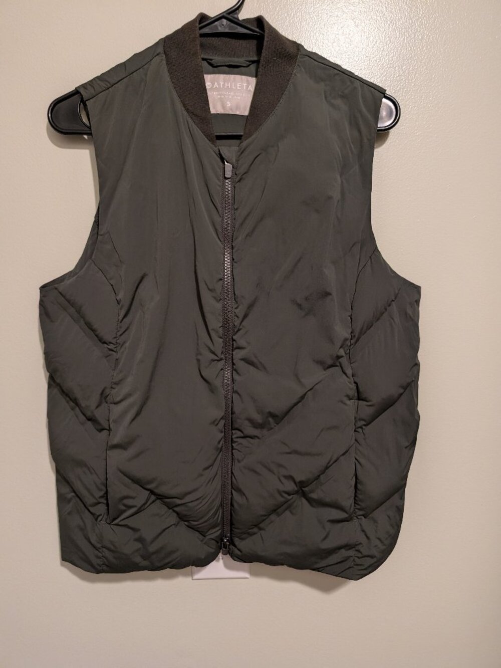 Athleta Goose Down Nylon Vest